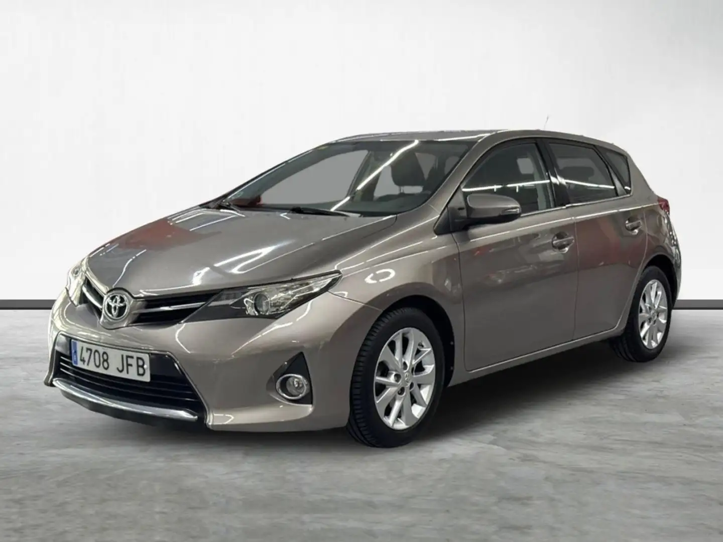Toyota Auris 90D Active Marrón - 1