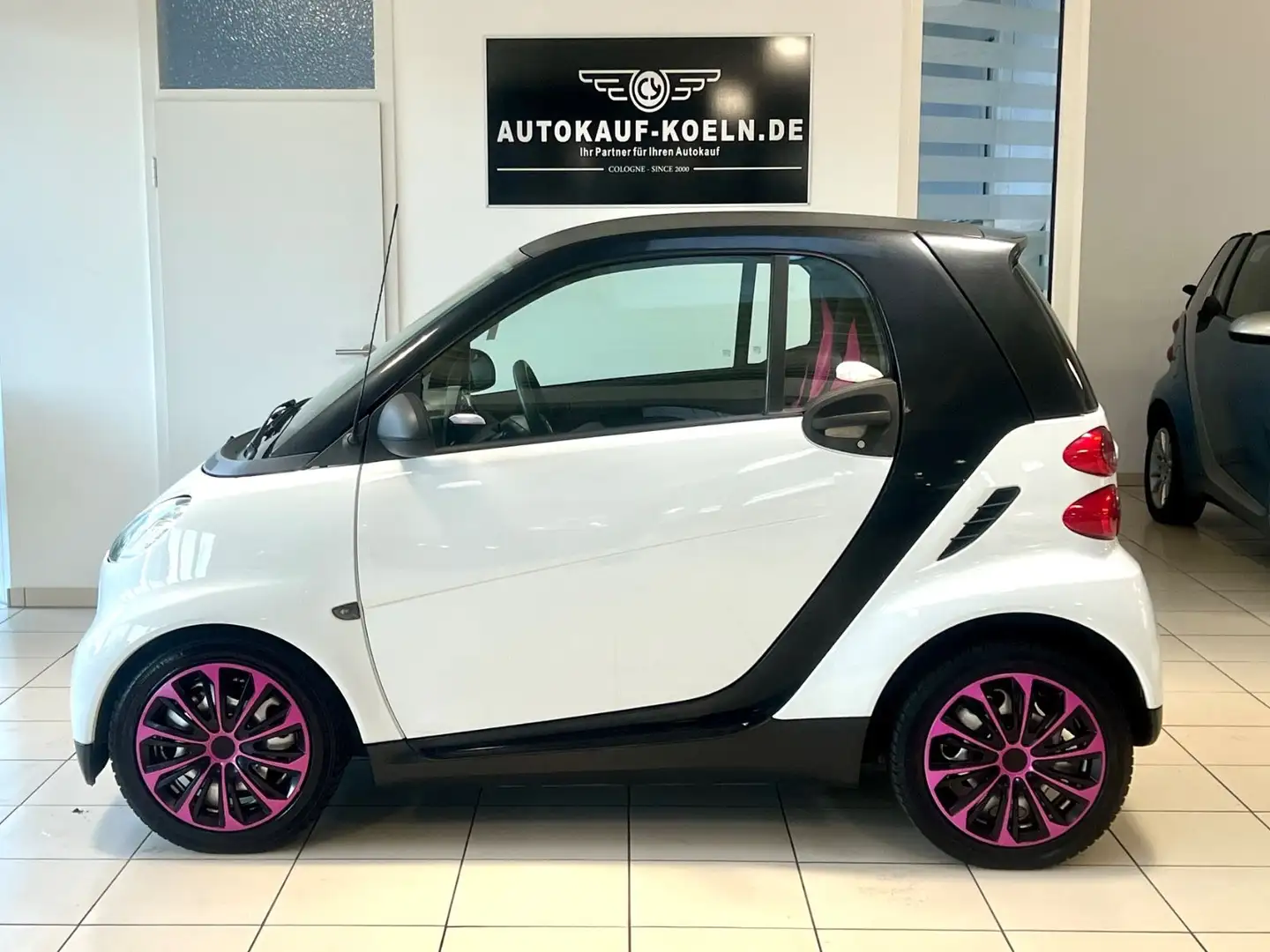 smart forTwo coupe Pure/TüvAu Neu/1 Jahr Garantie Noir - 1