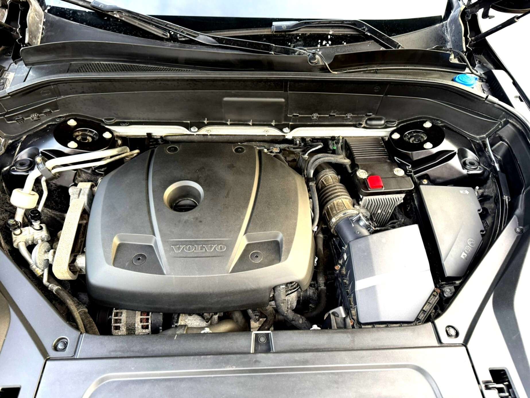 2019 Volvo XC90 T6 AWD Momentum / Pano / Amber Interior / Certifie thumb 21