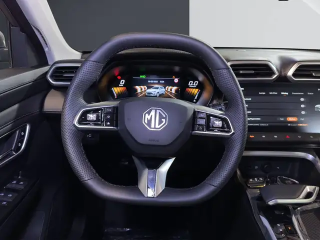 MG ZS view 9