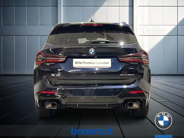 BMW X3 view 7