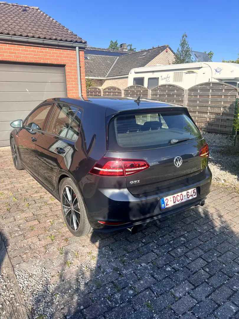 Volkswagen Golf GTI 2.0 TSI DSG - 2