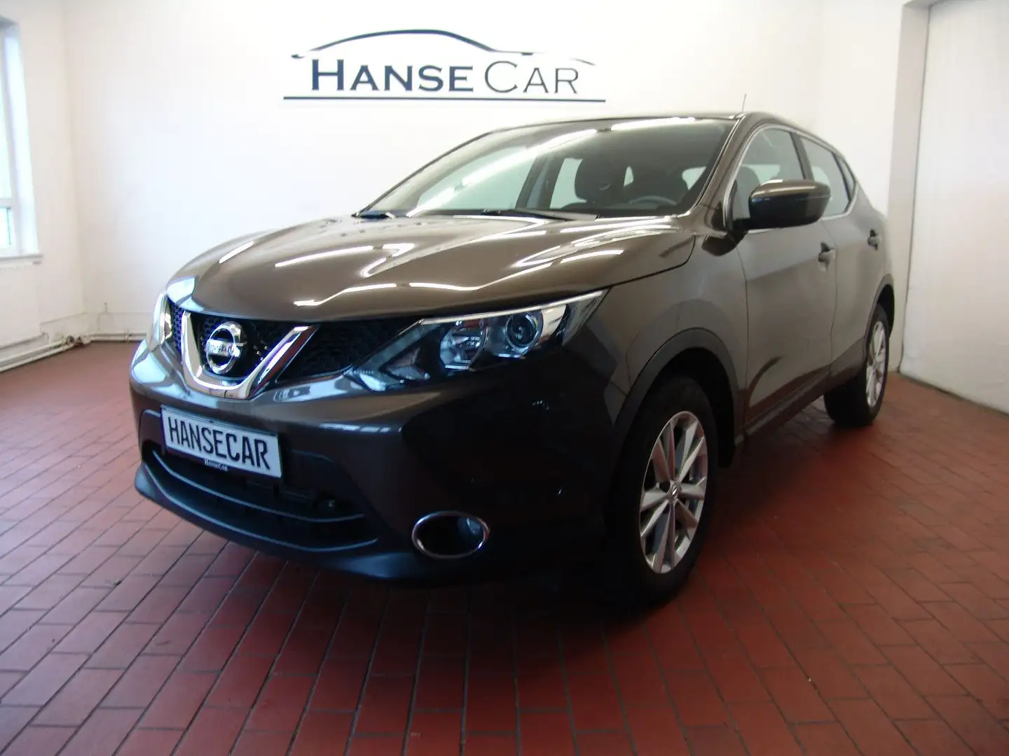Nissan Qashqai Automatik /Navi/R.Kamera/AHK/ Garantie Brun - 1
