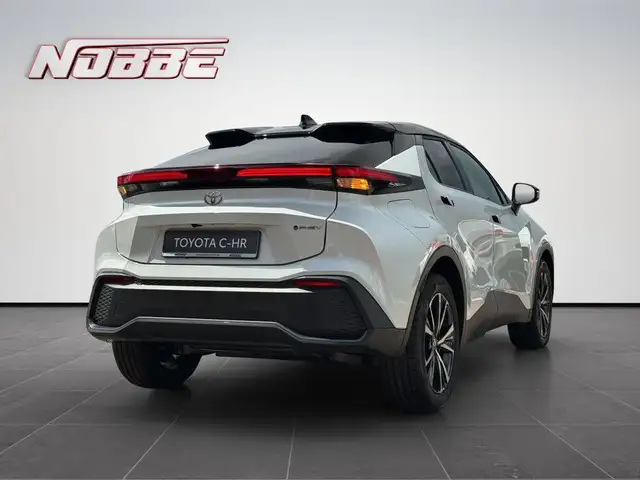 Toyota C-HR view 5