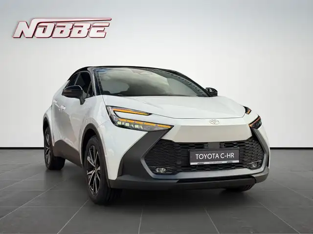 Toyota C-HR view 7