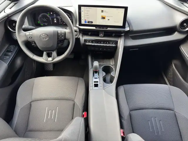 Toyota C-HR view 13