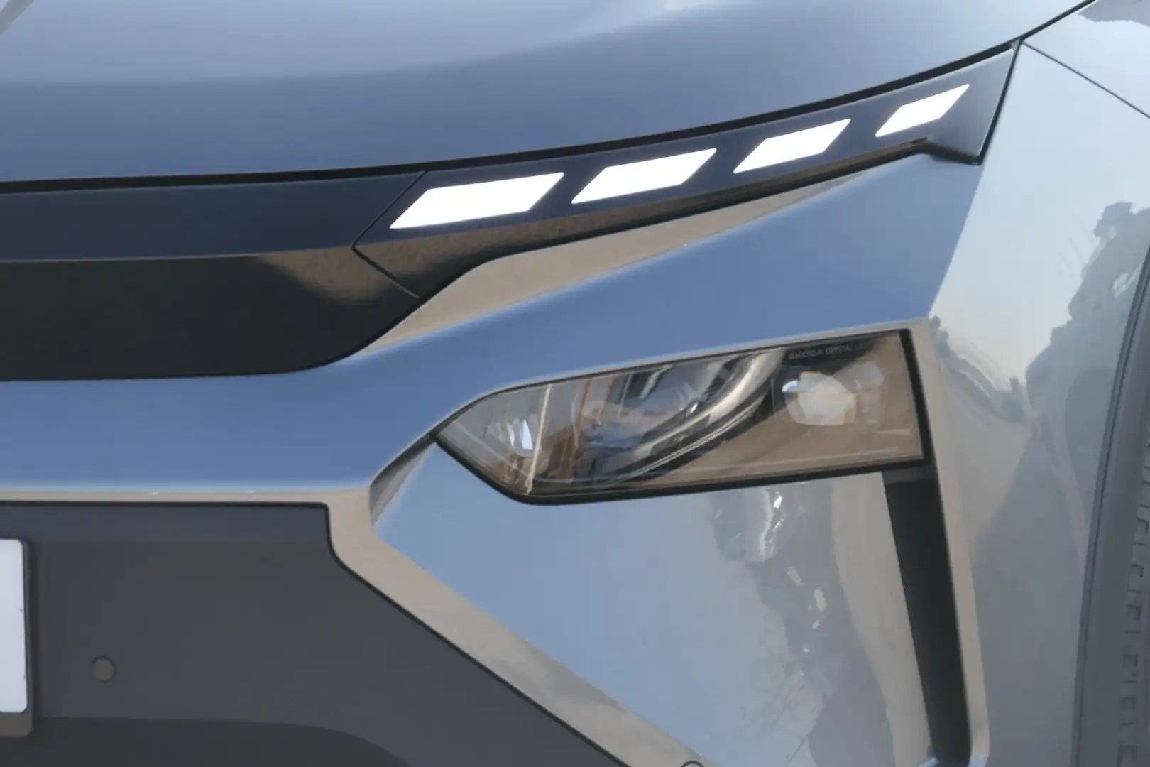 Skoda Elroq 85 Grau - 2