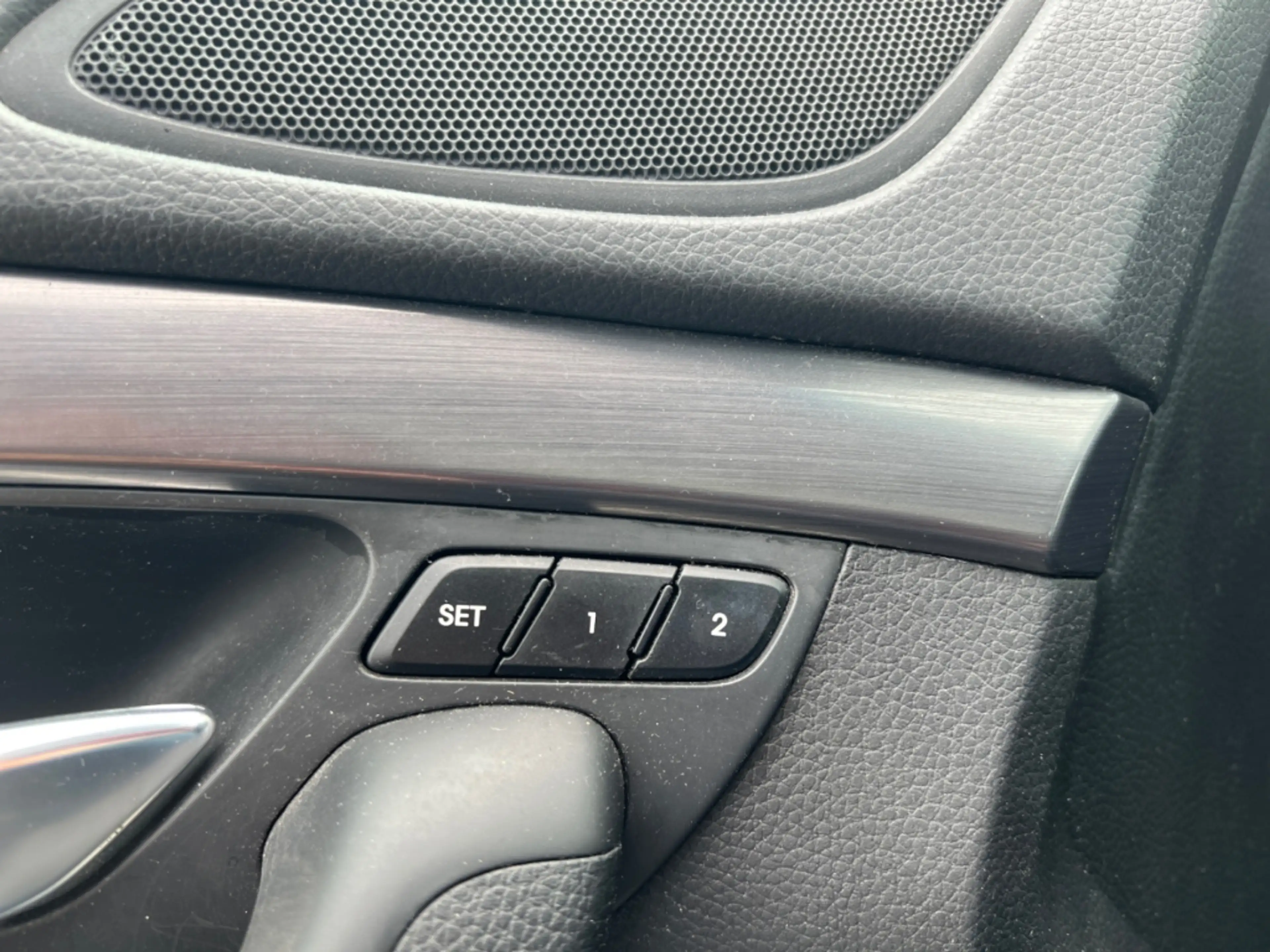Hyundai i40 cw blue Premium 1.7 CRDi Panodach Navi — photo 15