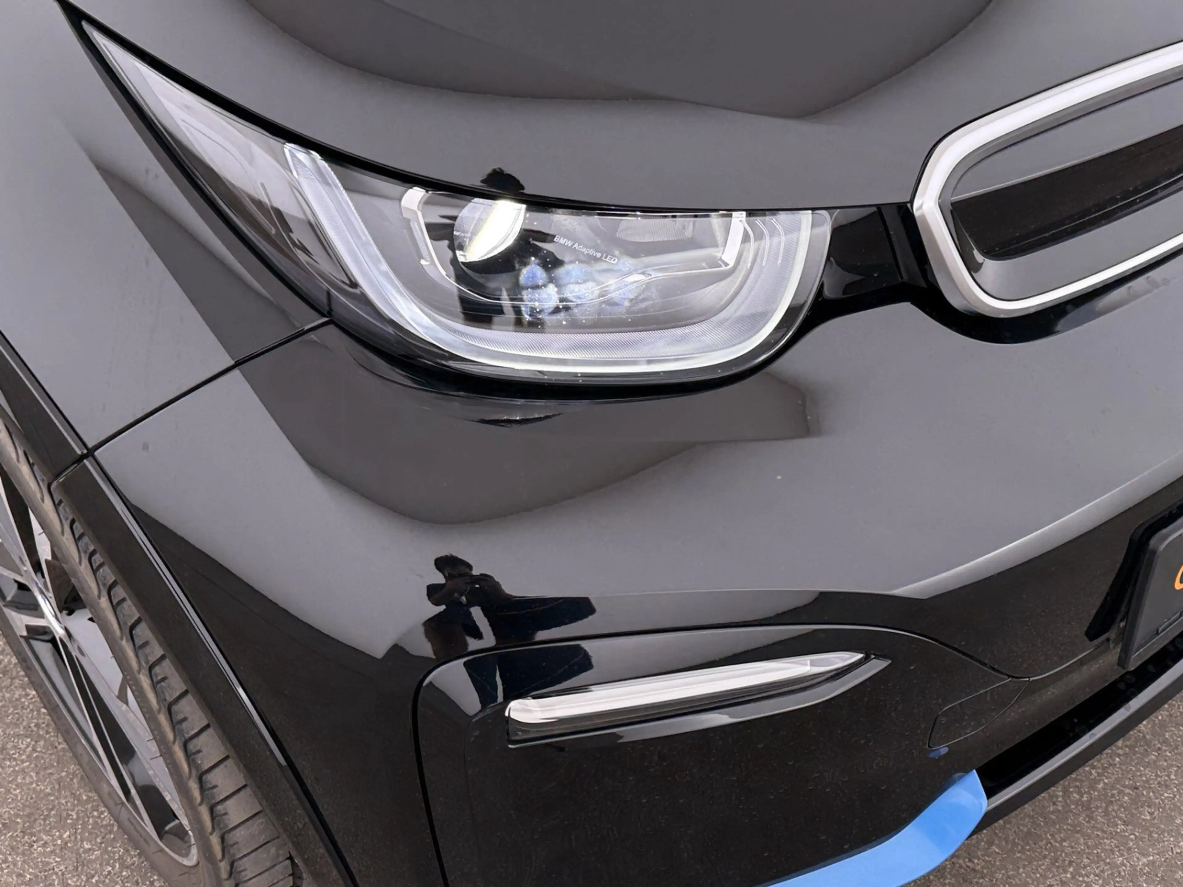 BMW i3 s 42kWh Aut LED WAERMEPUMPE NAVI SITZHZG TEMP — photo 12