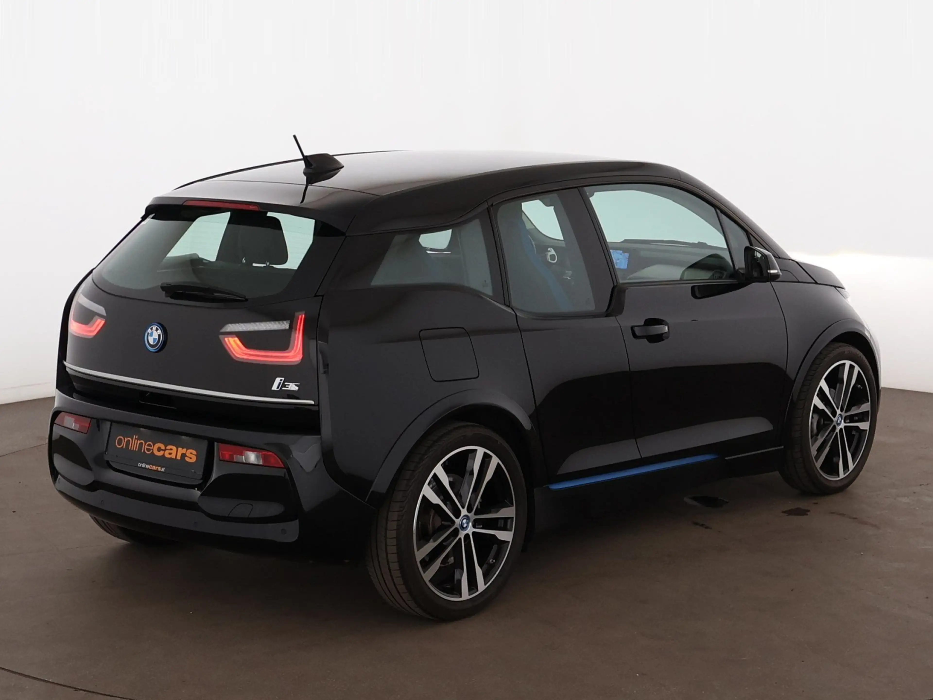 BMW i3 s 42kWh Aut LED WAERMEPUMPE NAVI SITZHZG TEMP — photo 8