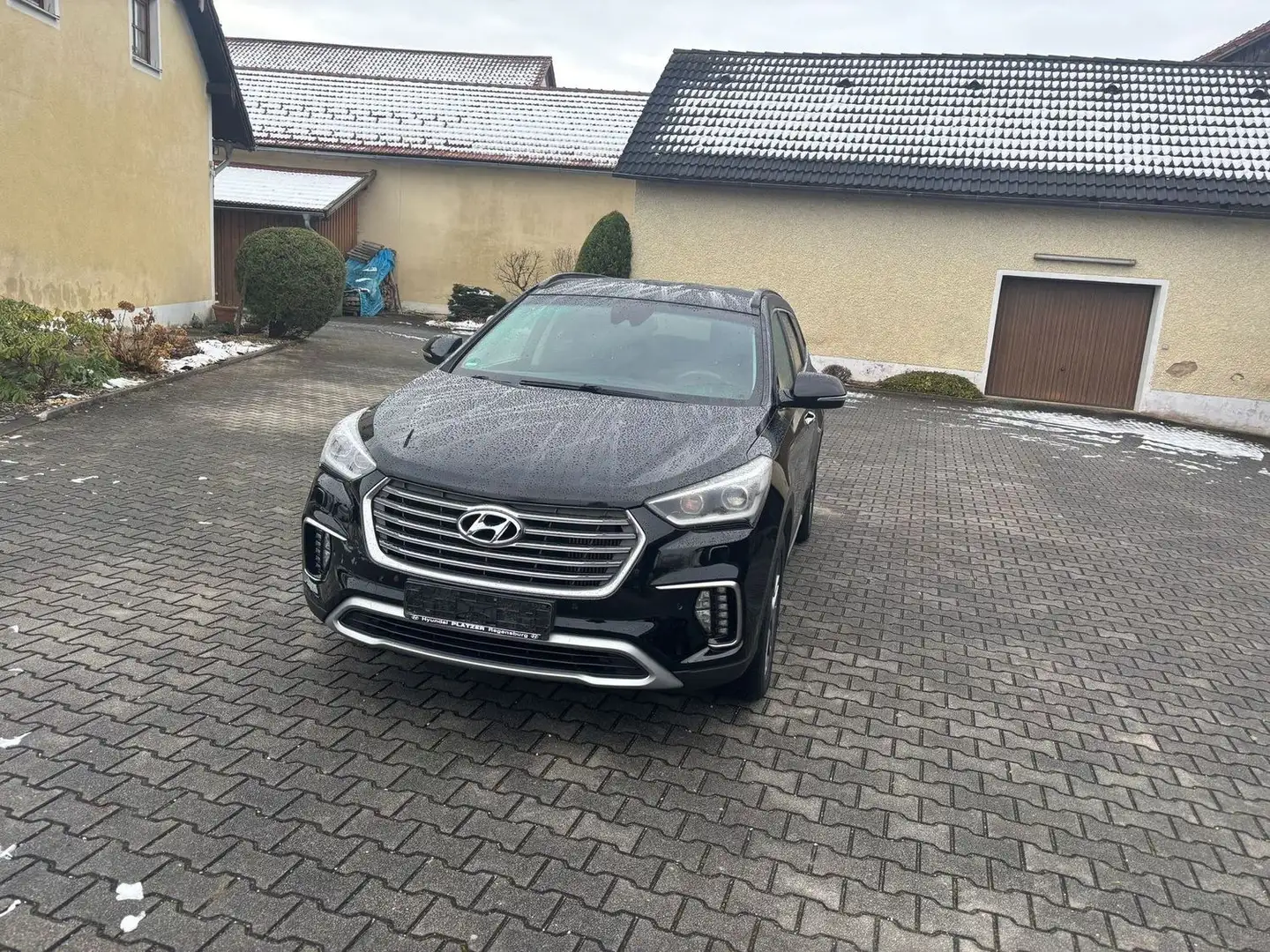 Hyundai Grand Santa Fe Premium 4WD++6-Sitzer++TOP++122000Km++ Schwarz - 2