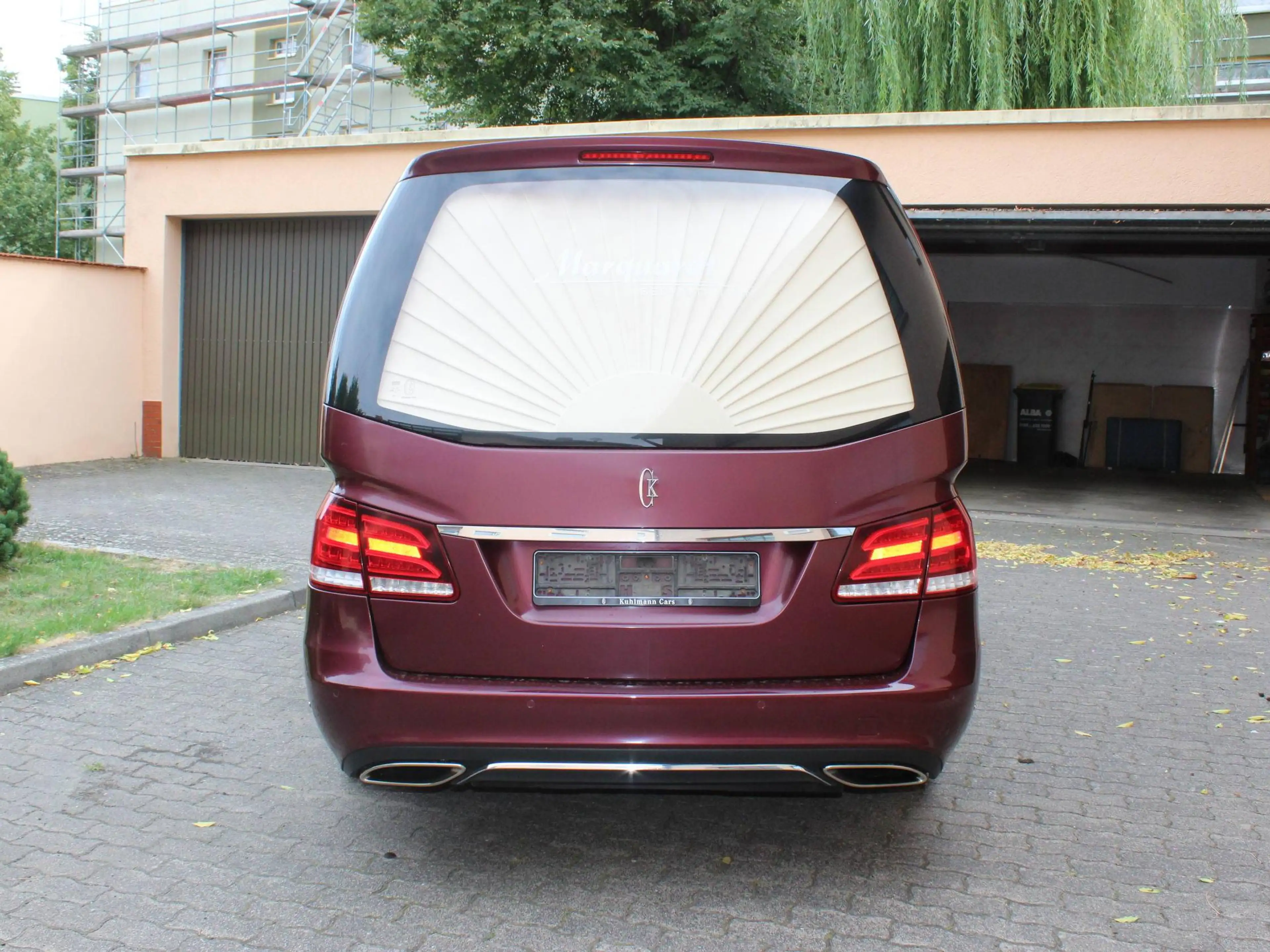Mercedes-Benz E 250 E 250 CGI BlueEfficiency Bestattungswagen — photo 2