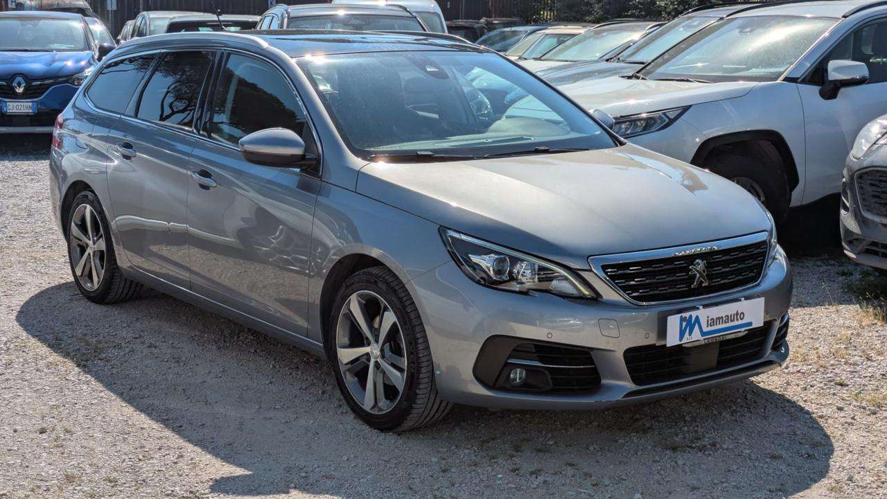 Peugeot 308 1.5bluehdi 130cv -cambio al volante