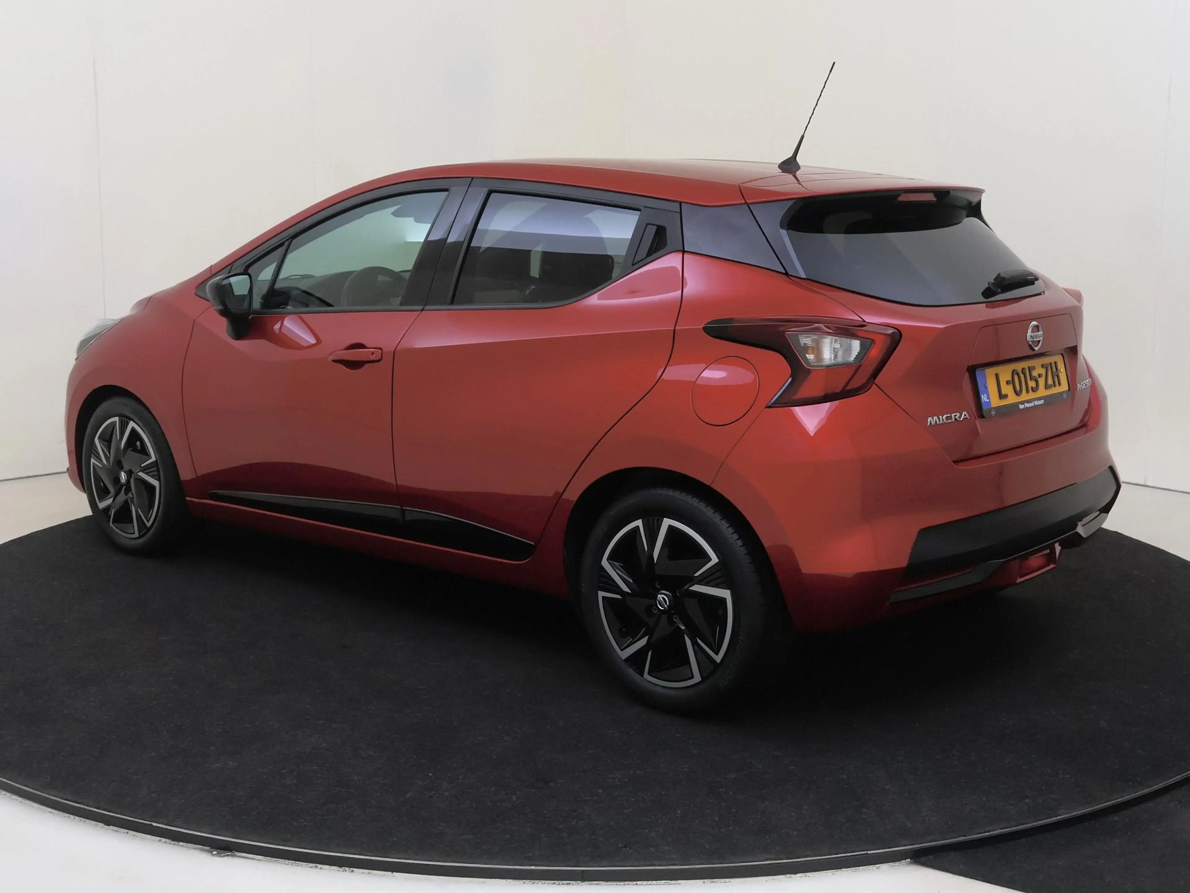 Nissan Micra 1.0 IG-T N-Design | Navigatie | Bose Audio | Parke — photo 3