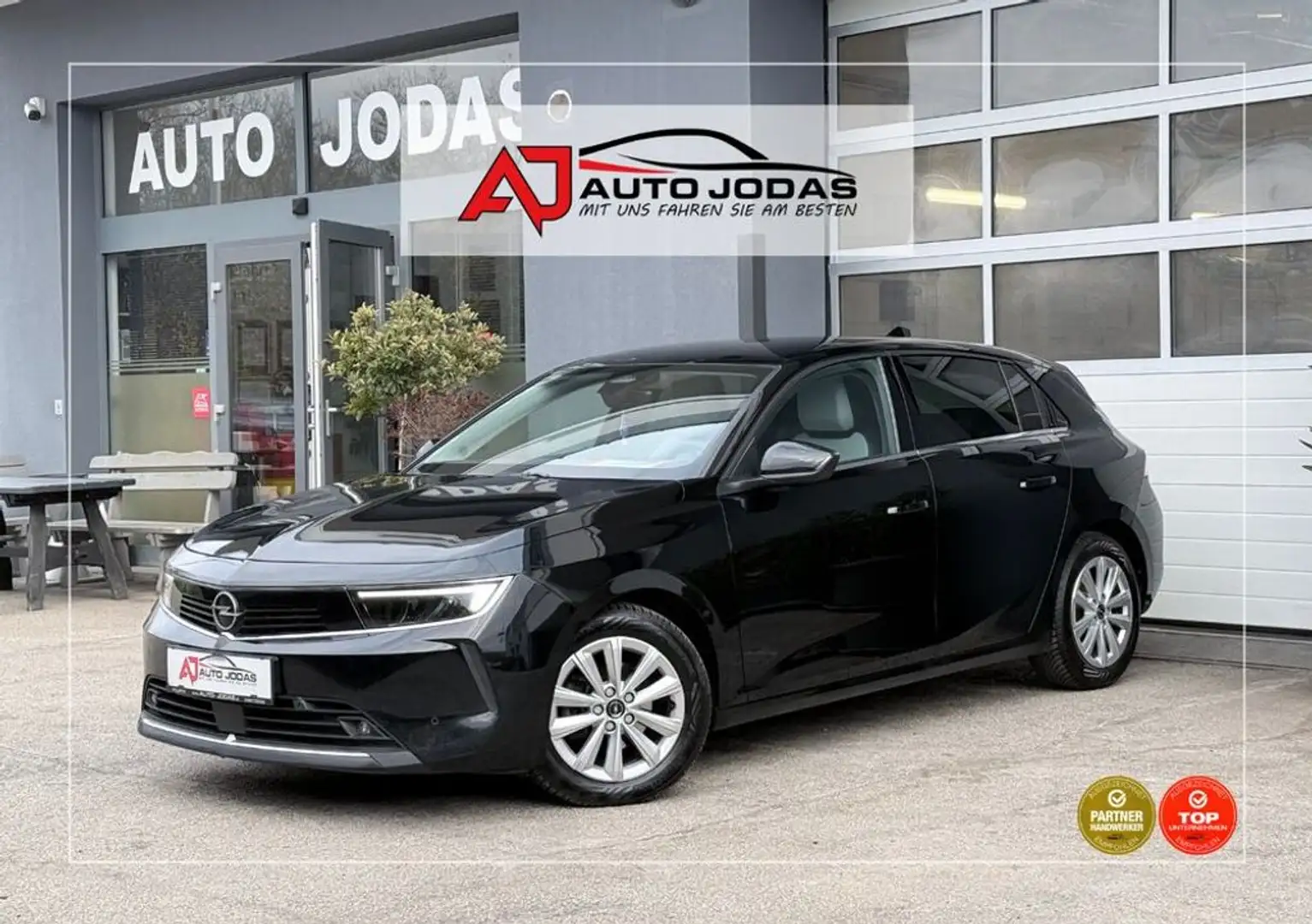 Opel Astra 1.2 Business Elegance Aut. **ACC/Keyless** Noir - 1