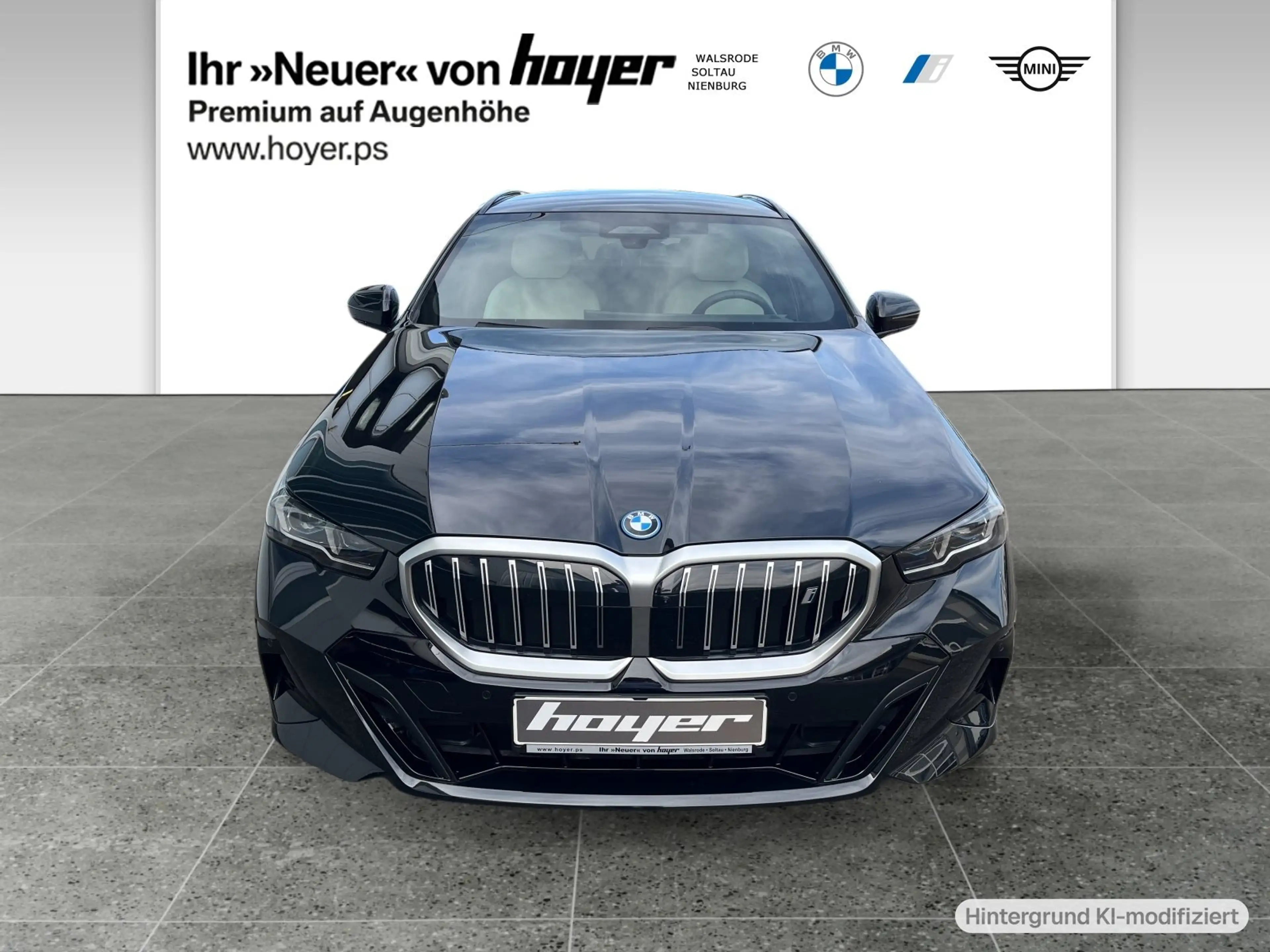 BMW i5 eDrive40 Touring — photo 12