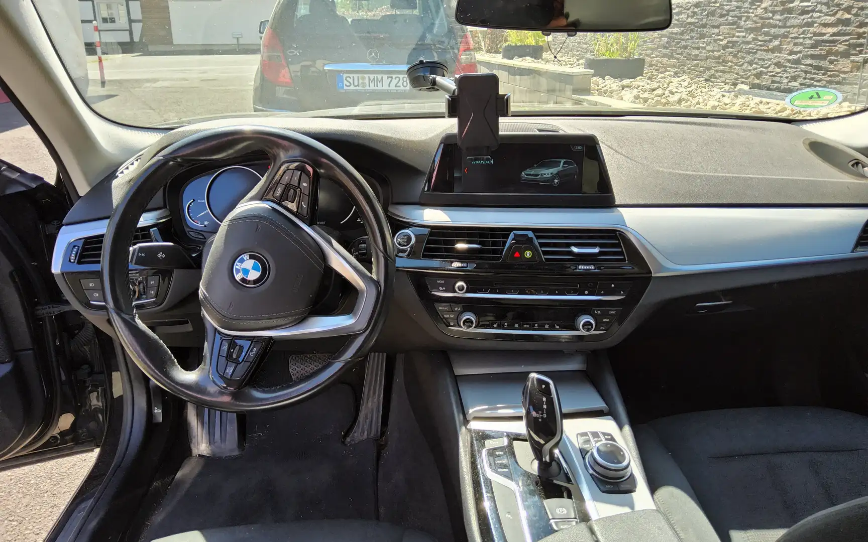 BMW 520 Kombilimusine Schwarz - 2