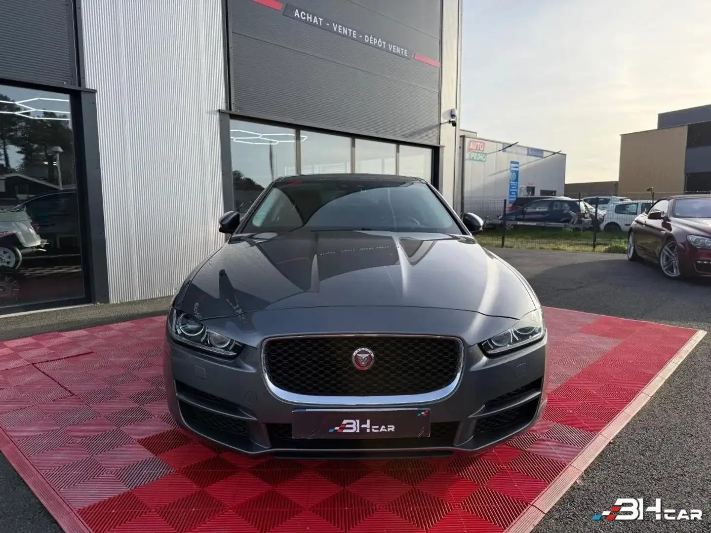 Jaguar XE 2.0 D 180 PRESTIGE BVA8 - 2