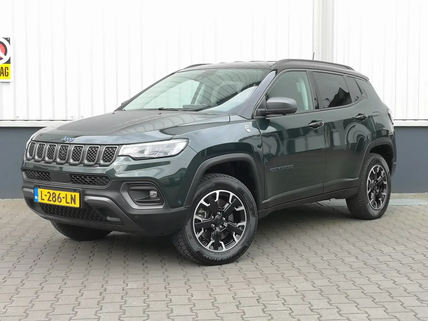 Jeep Compass 4xe 240 Plug-in Hybride Trailhawk Facelift zelena - 2
