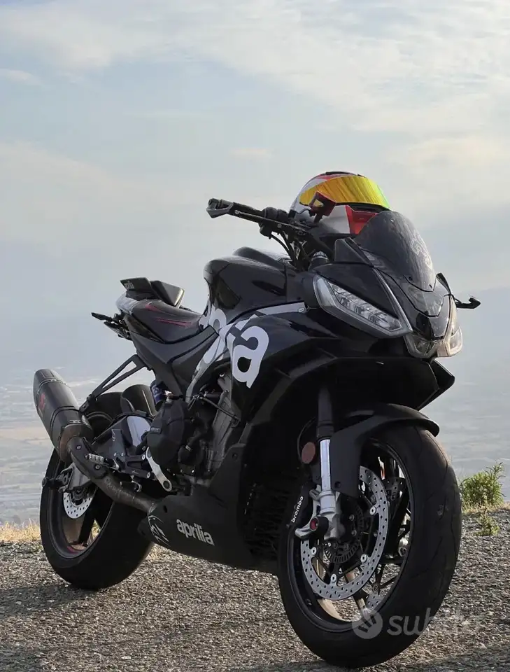 Aprilia Tuono