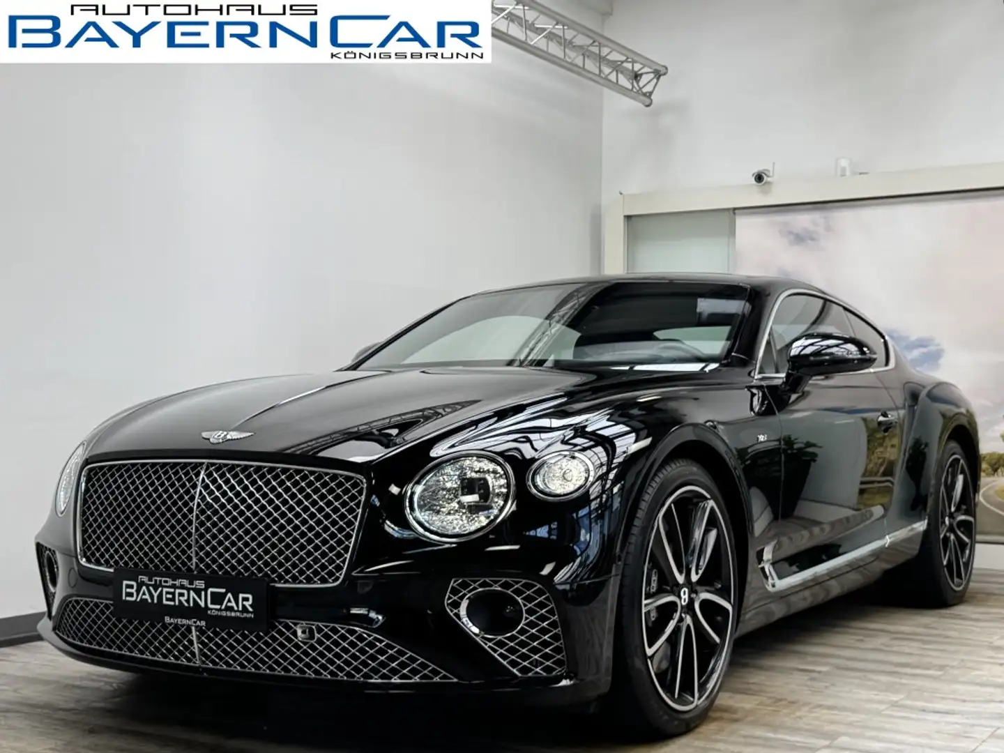 Bentley Continental GT V8 Mulliner HeadUp Night Vision Černá - 1