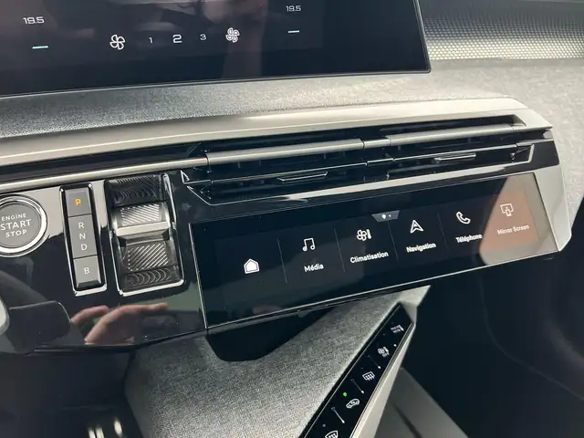 Peugeot 5008 view 13