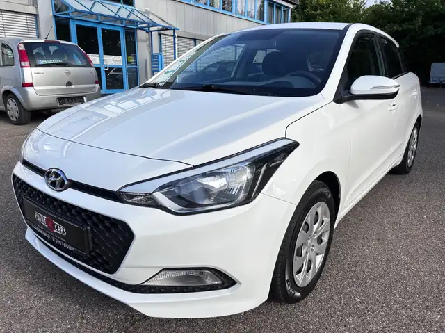 Hyundai i20 i20 1.2 16V Go *1.HAND-EURO 6-WR-KLIMA*