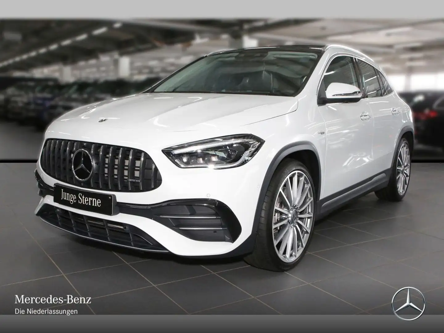 Mercedes-Benz GLA 45 AMG GLA 45 4M PANO+360°+MULTIBEAM+BURMESTER+HUD+8G Fehér - 2