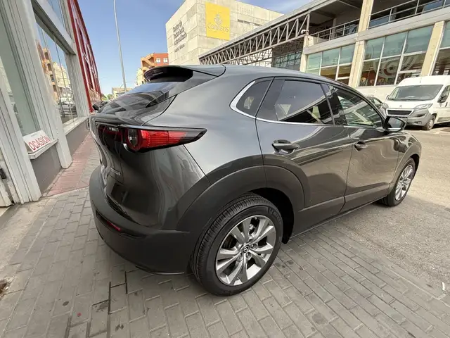 Mazda CX-30 view 17