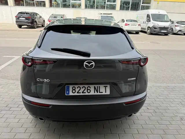 Mazda CX-30 view 9