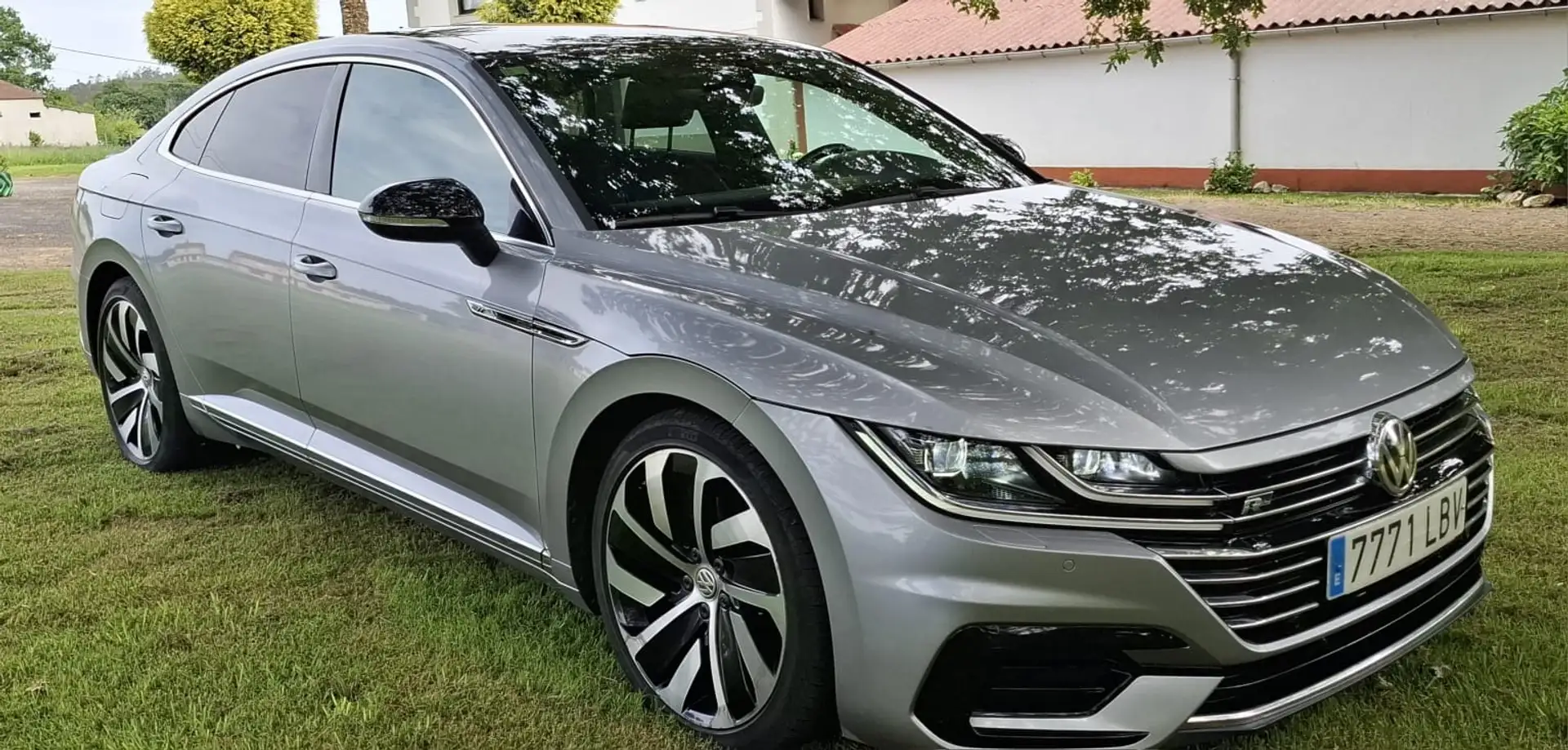 Volkswagen Arteon 2.0TDI R-Line DSG7 140kW Gris - 2