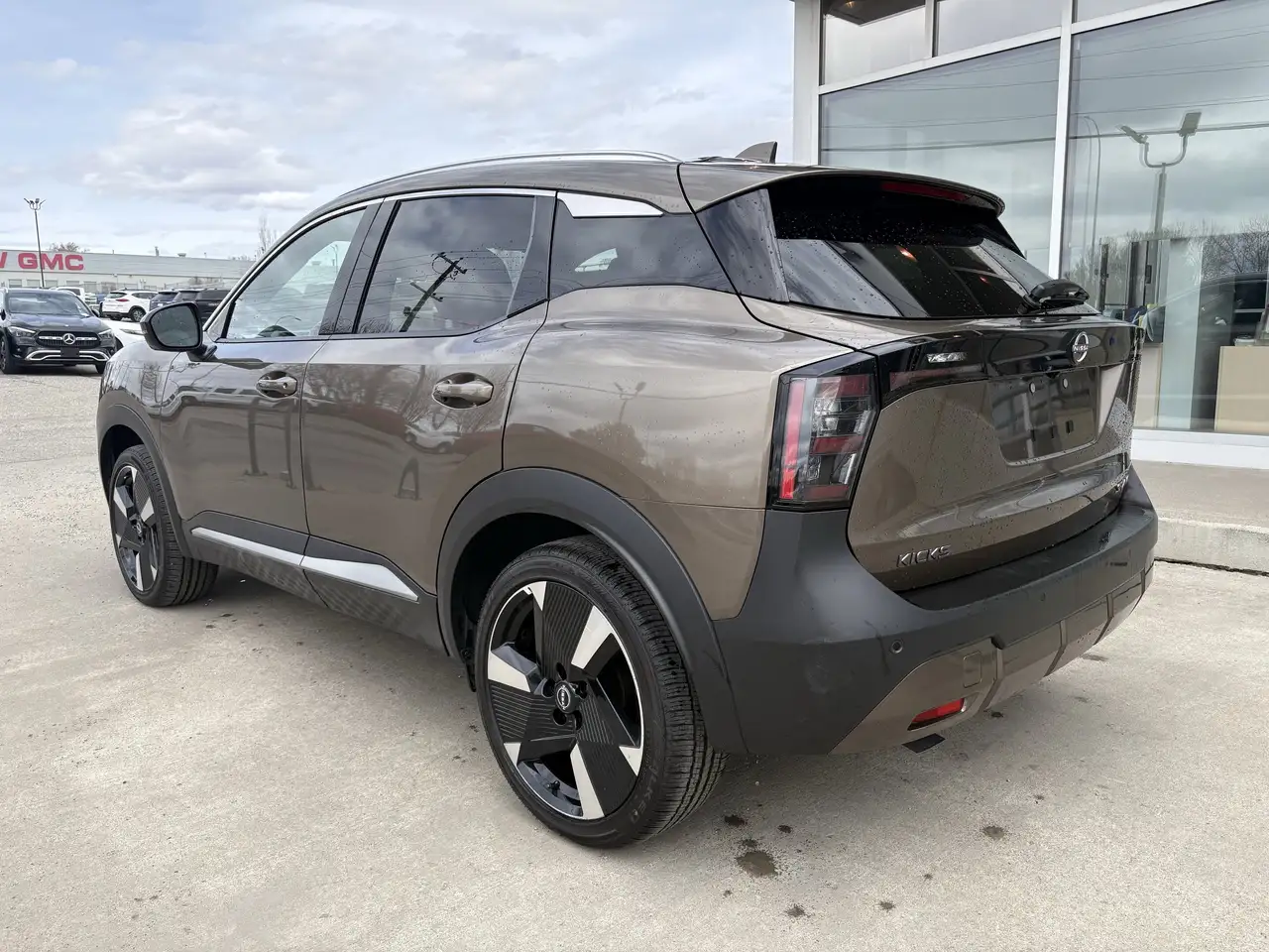 Nissan Kicks photo Nissan Kicks