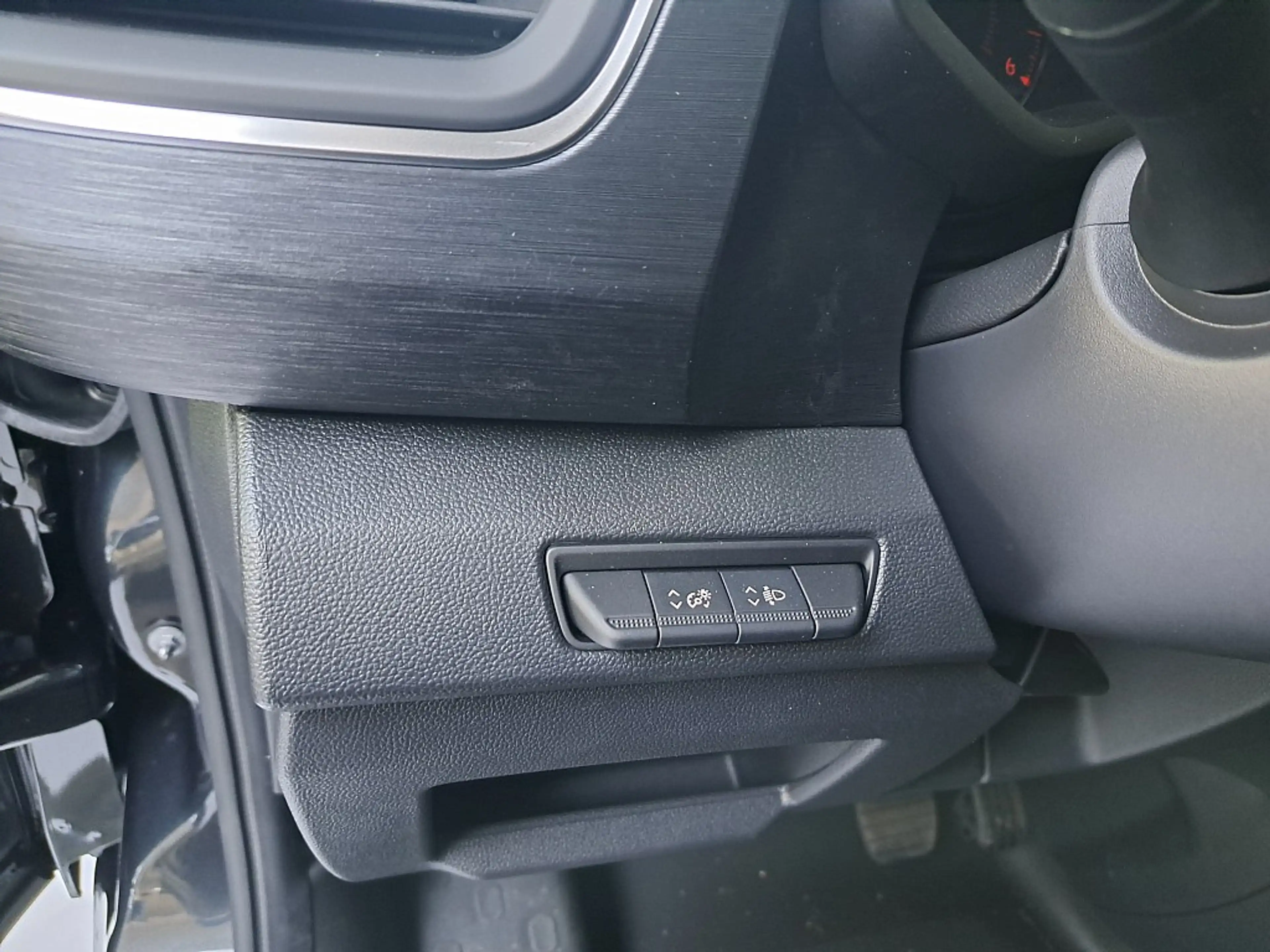 Renault Trafic Passenger Techno Blue dCi 150 EDC — photo 5