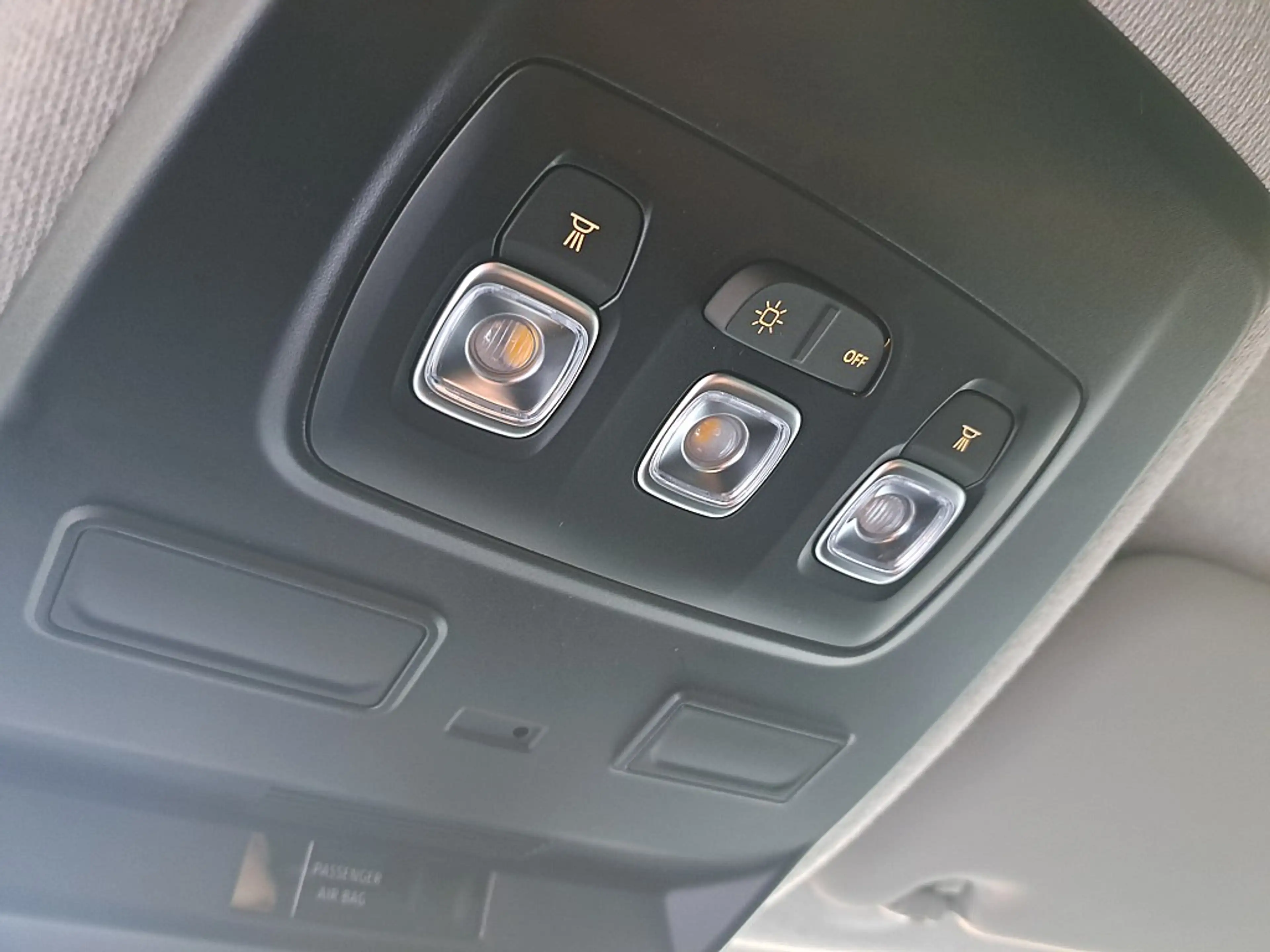 Renault Trafic Passenger Techno Blue dCi 150 EDC — photo 11