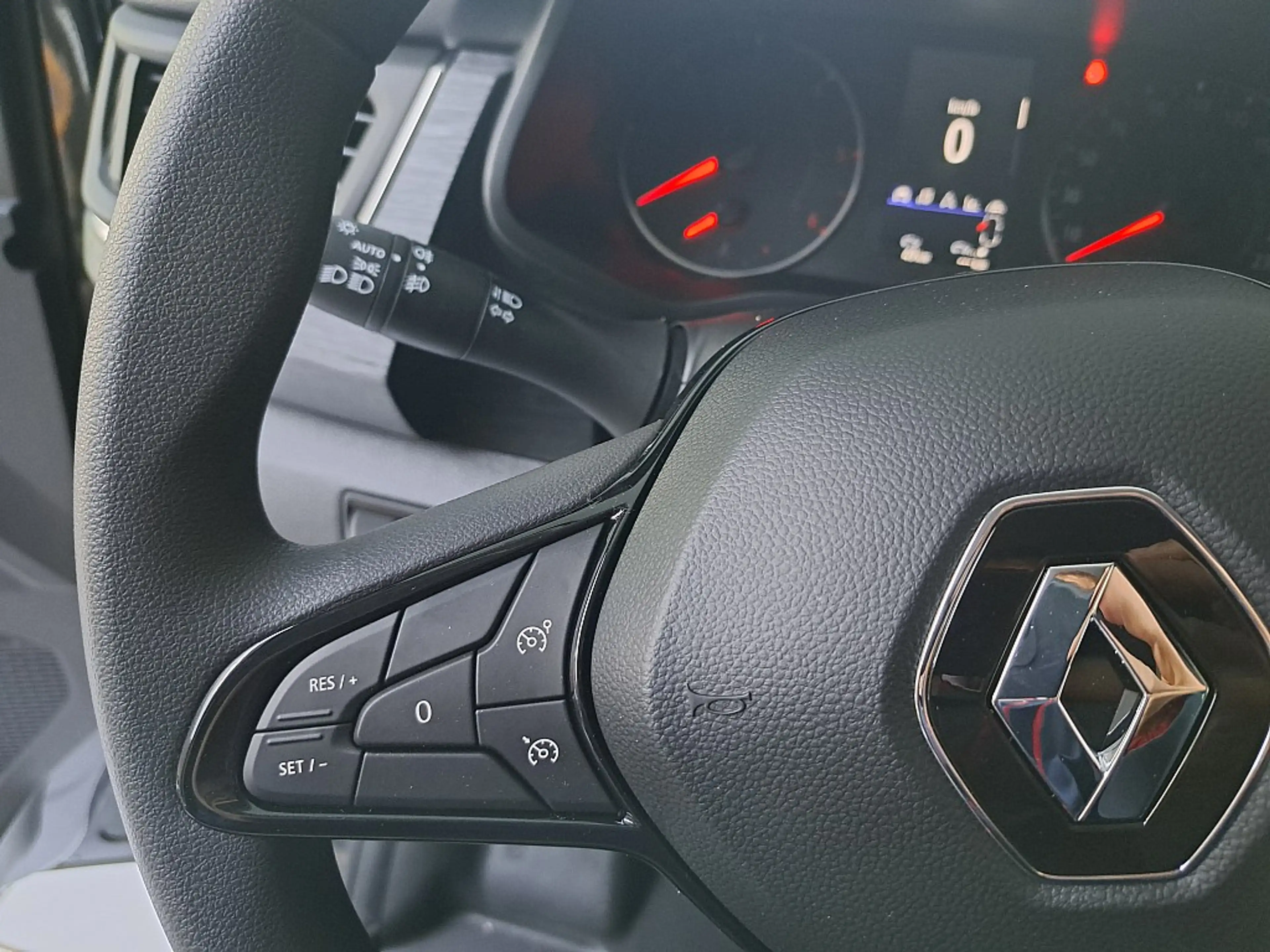 Renault Trafic Passenger Techno Blue dCi 150 EDC — photo 6