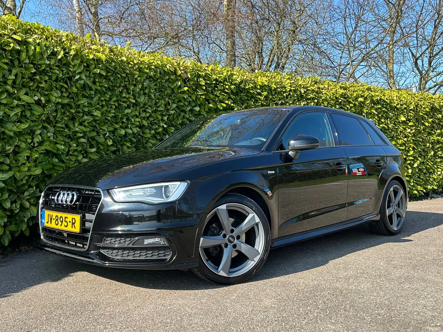 Audi A3 Sportback 2.0 TDI | 3x S-line | H-Leder | Navi | C Black - 1