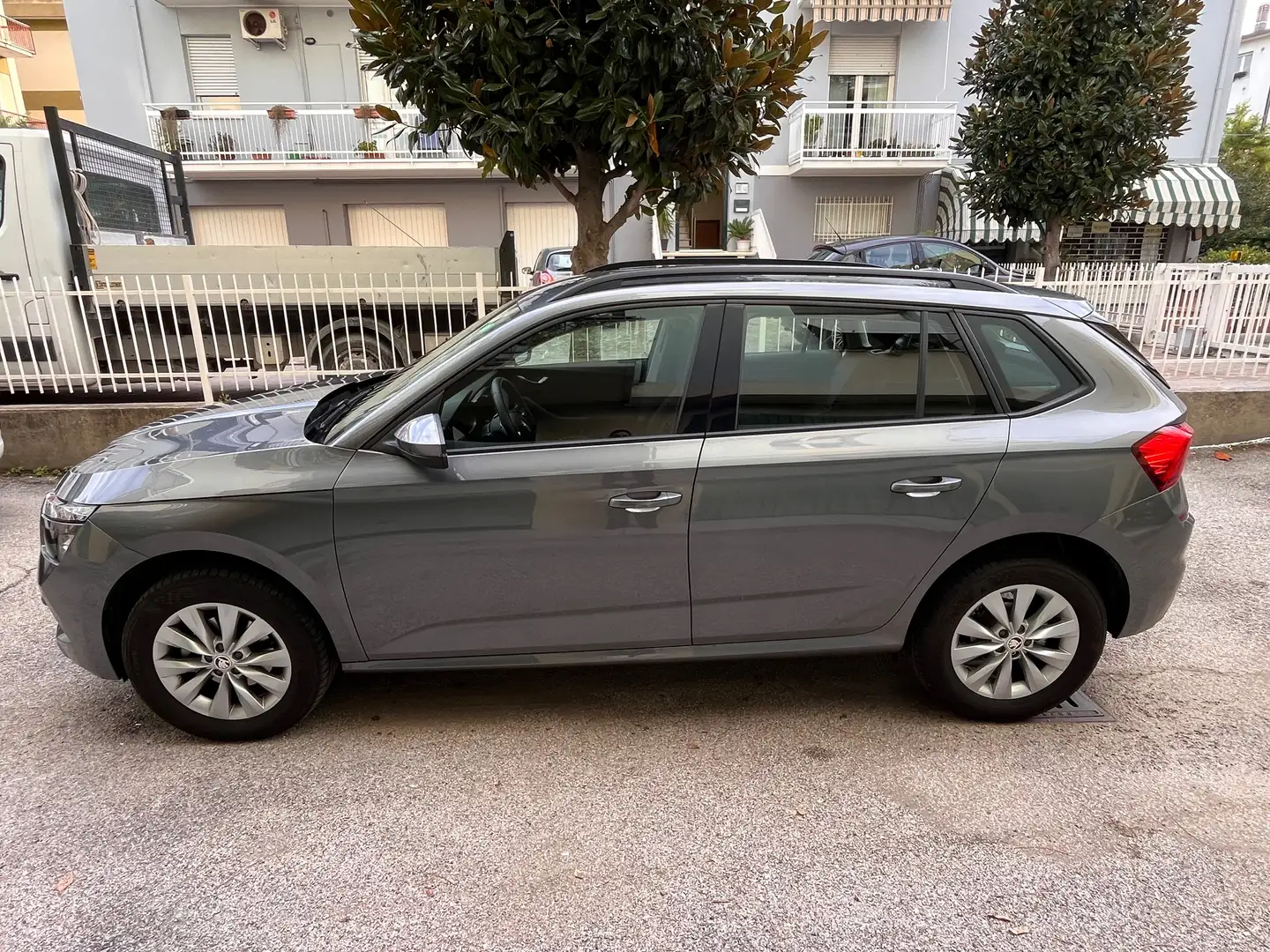 Skoda Kamiq Kamiq 2019 1.0 G-TEC Ambition 110cv Grigio - 1
