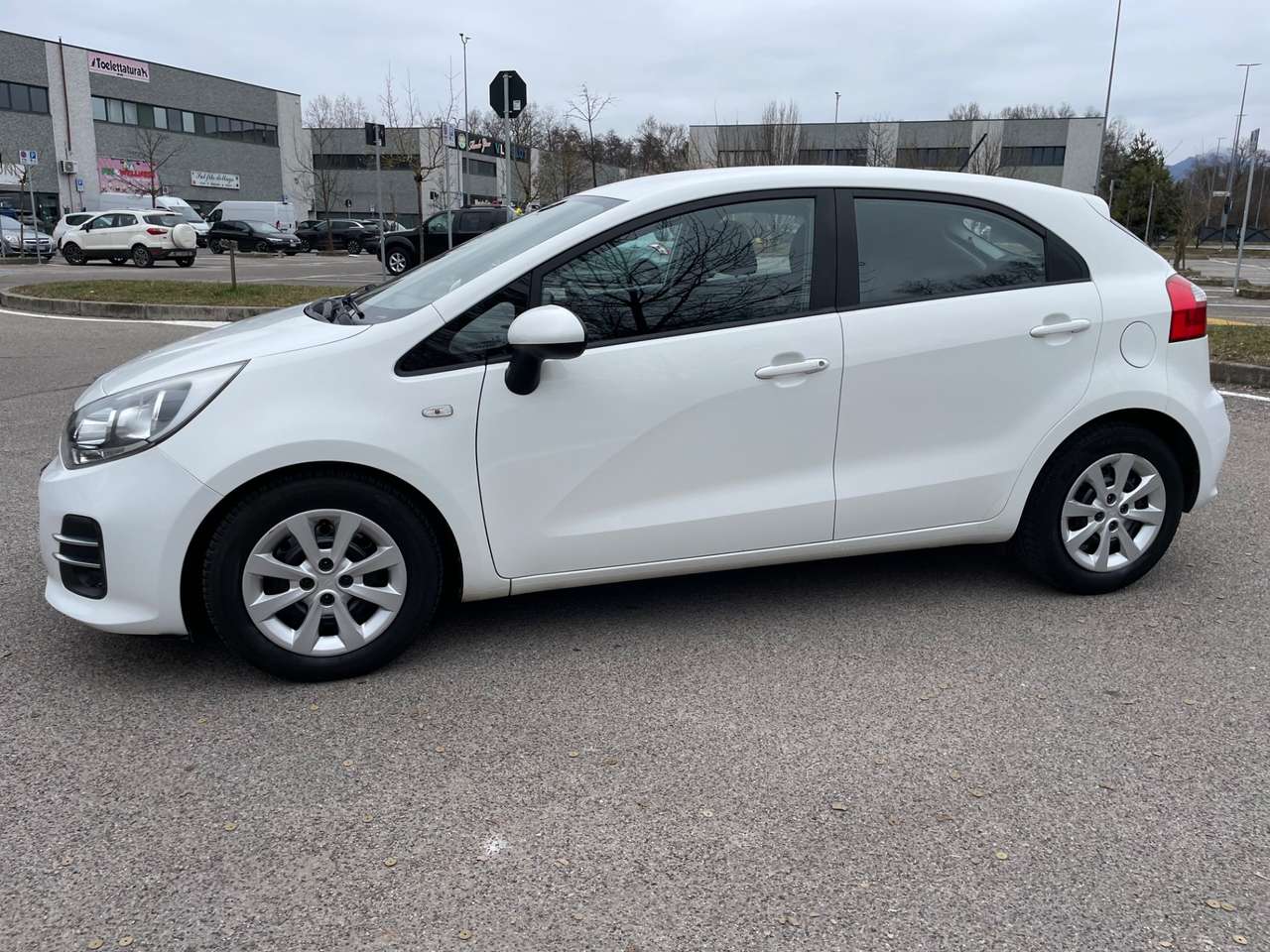Kia Rio Rio 1.2 CVVT 5p. Cool*Neo patentati *