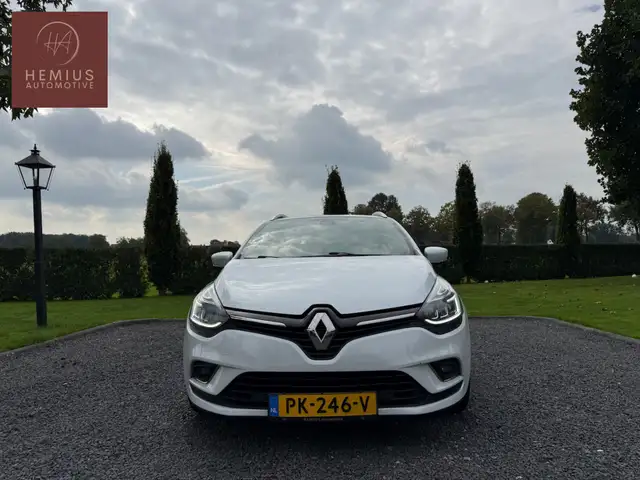 Renault Clio view 5