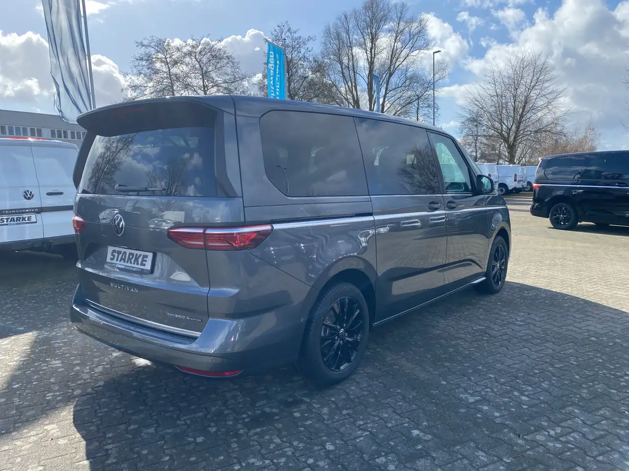 Volkswagen T7 Multivan 1.5 eHybrid 4Motion DSG Style lang 15