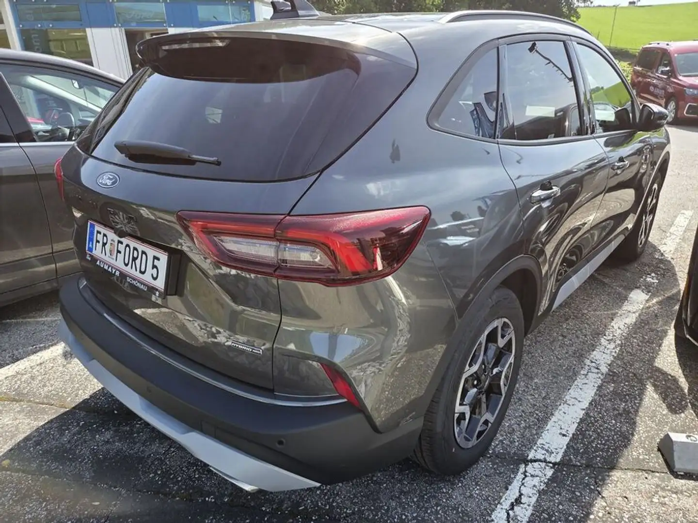 Ford Kuga Hybrid Active X AWD Grau - 2