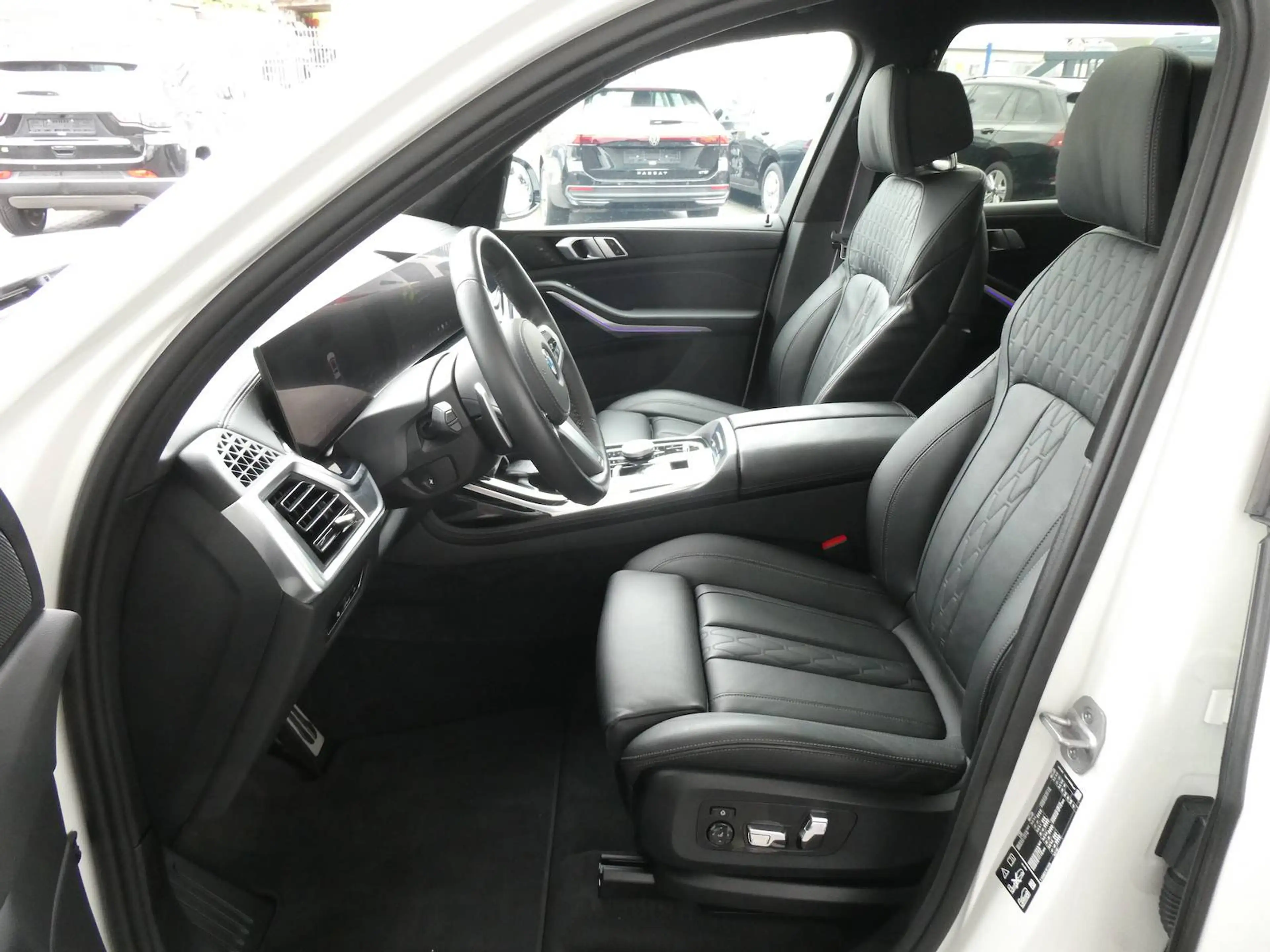 BMW X7 xDrive 40 d M Sport — photo 9