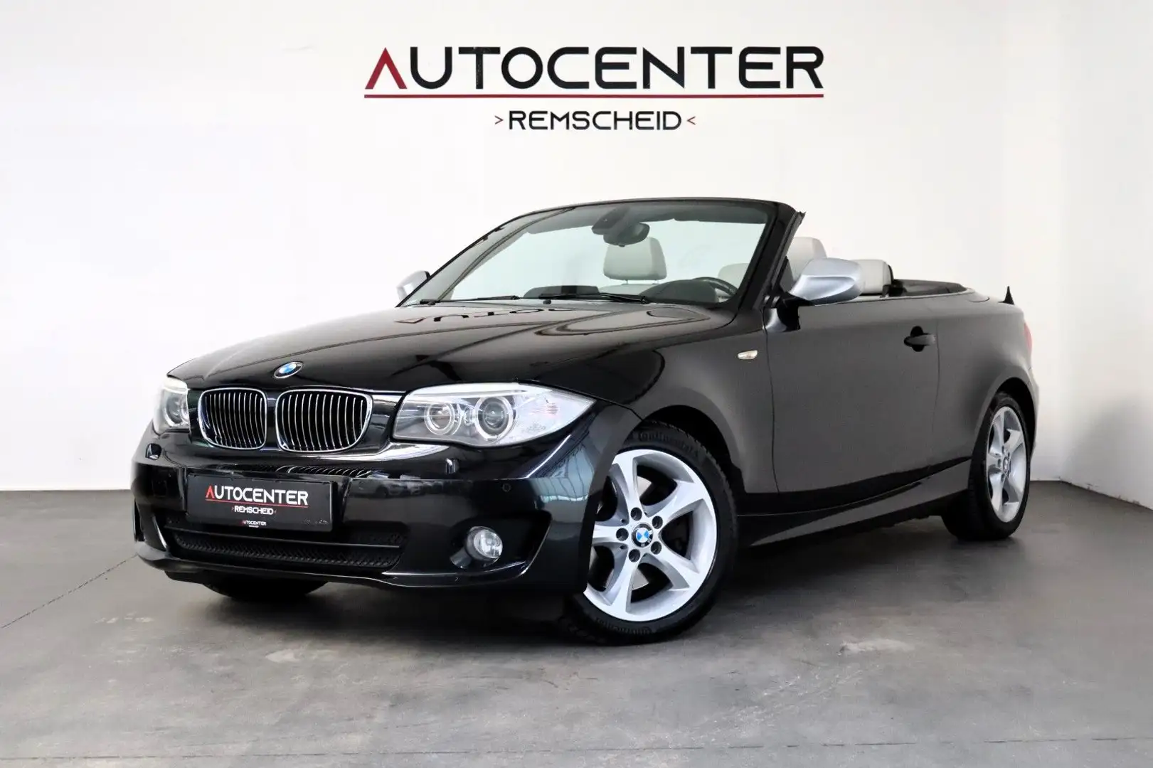 BMW 123 d Cabrio Automatik "Exclusive" Navi PDC SHZ Schwarz - 1