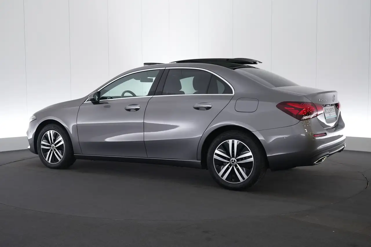 Mercedes-Benz A-Class Sedan 250e PHEV Business Solution Luxury Plus LEDE, миниатюра 10