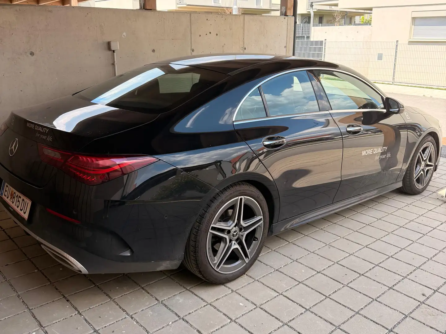 Mercedes-Benz CLA 180 CLA 180d Coupe Entry Aut. Entry Schwarz - 2