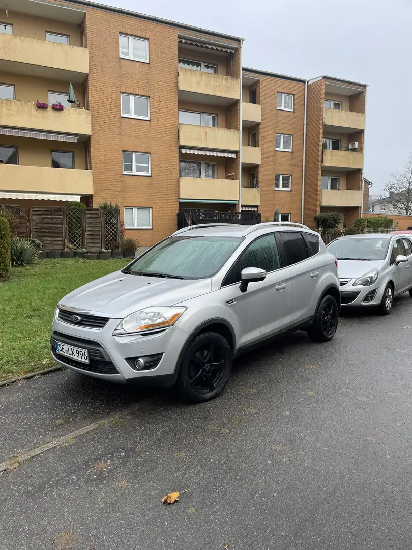 Ford Kuga Champions Edition - 1