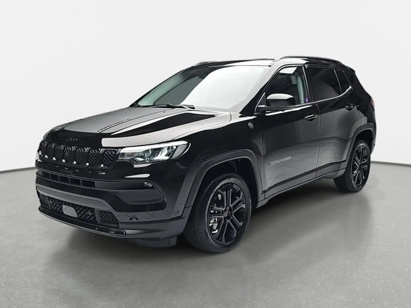 Jeep Compass 1.5 GSE T4 48V E-HYBRID FWD NORTH STAR DCT MJ25 SI Schwarz - 2