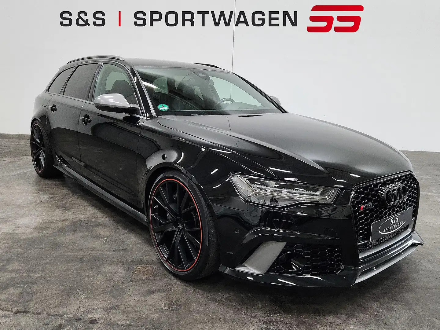 Audi RS6 RS 6 Avant Performance *Keramik/21"/Matrix/B&O* Schwarz - 1