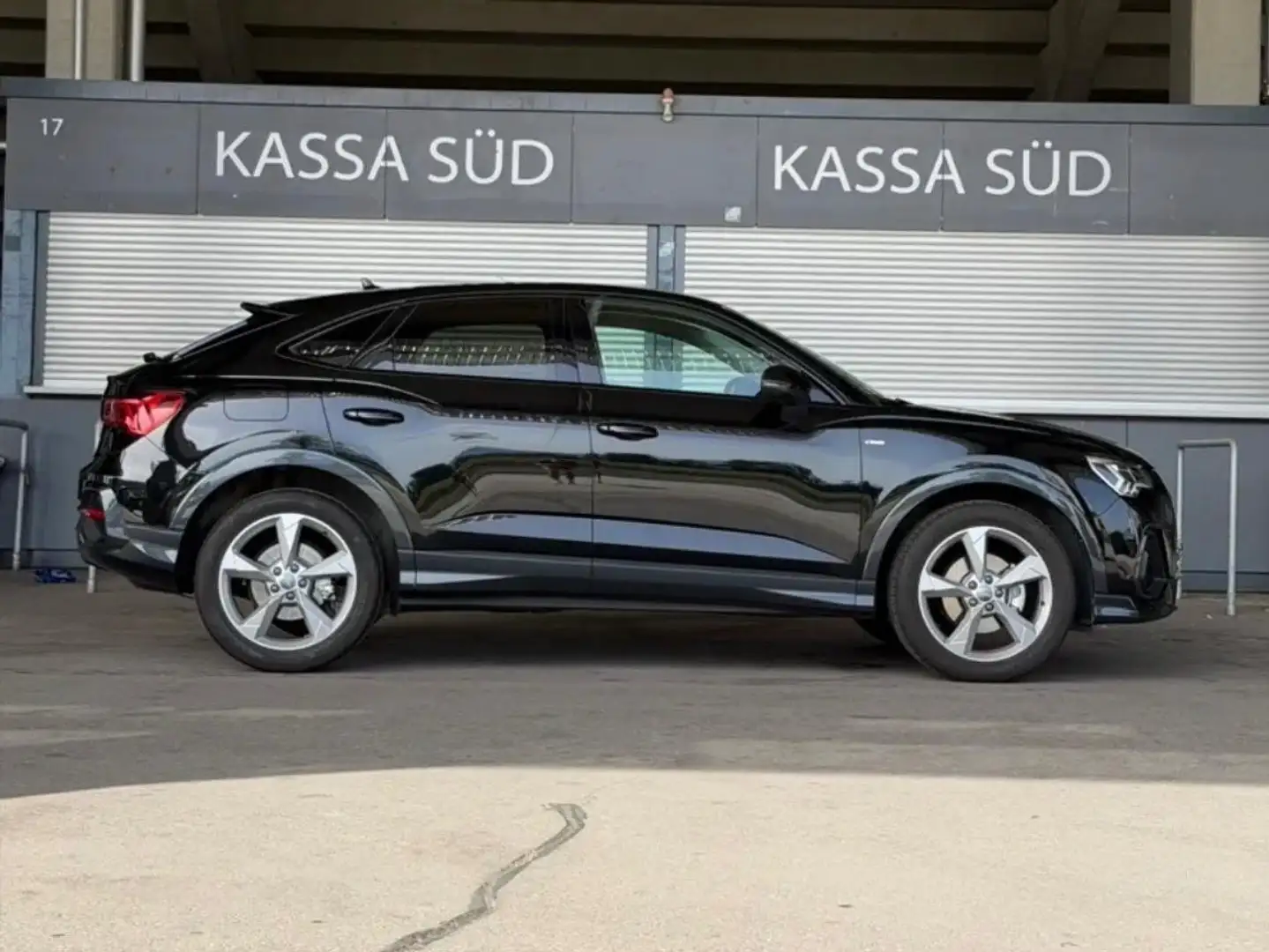 Audi Q3 Q3 Sportback 35 TFSI S-tronic Schwarz - 1
