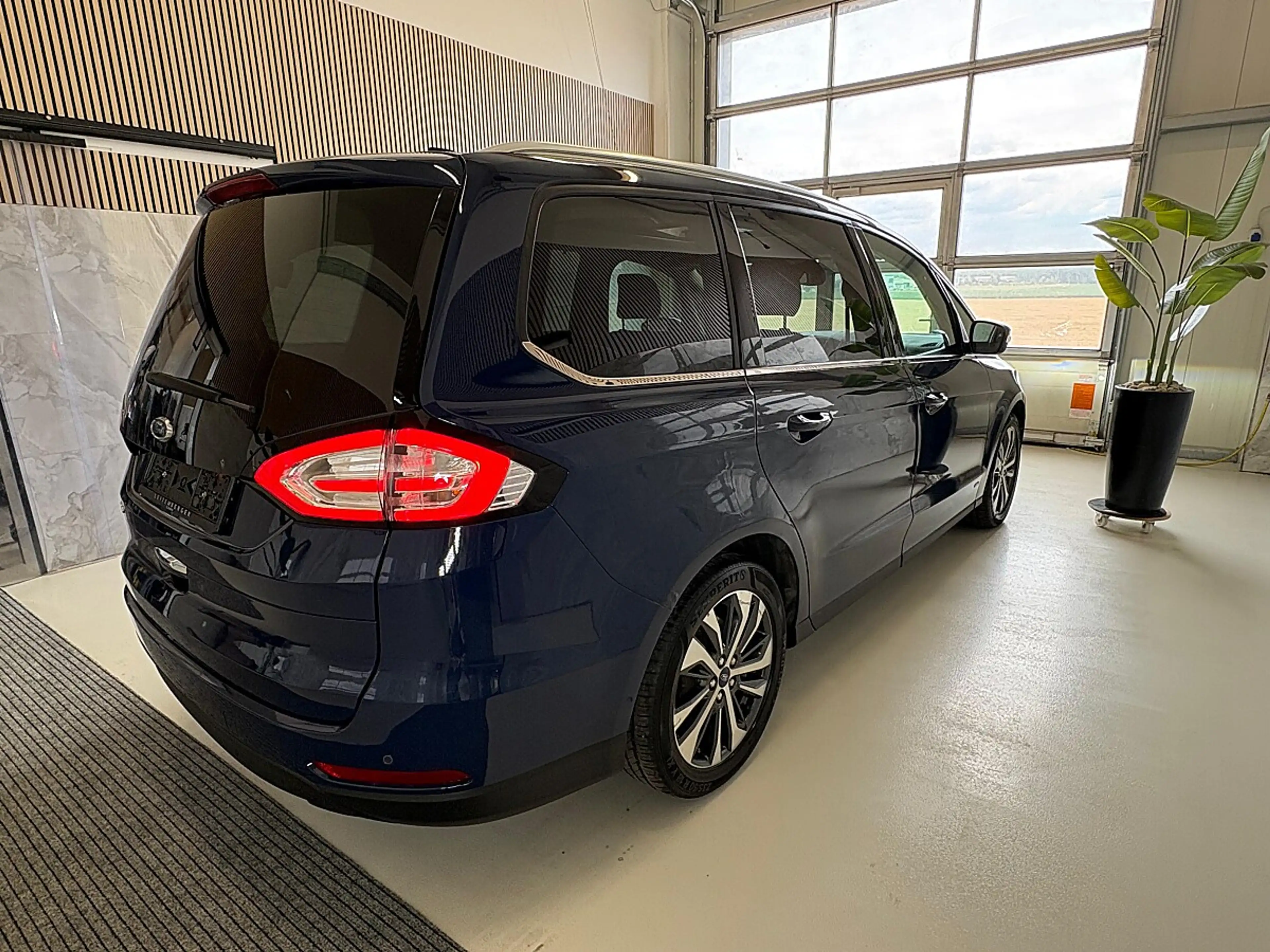 Ford Galaxy 2.0 EcoBlue SCR AWD Titanium Aut. Zahnrimen NEU... — photo 9